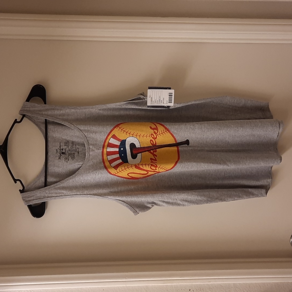 NWT, Wright & Ditson Yankees Tank Top